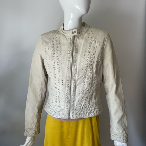 Danier Women's Cream Leather Jacket - Picture 1 of 9
